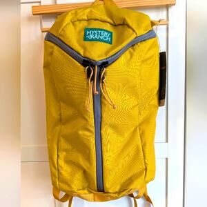 NWT Mystery Ranch Urban Assault 21 Backpack Color Lemon